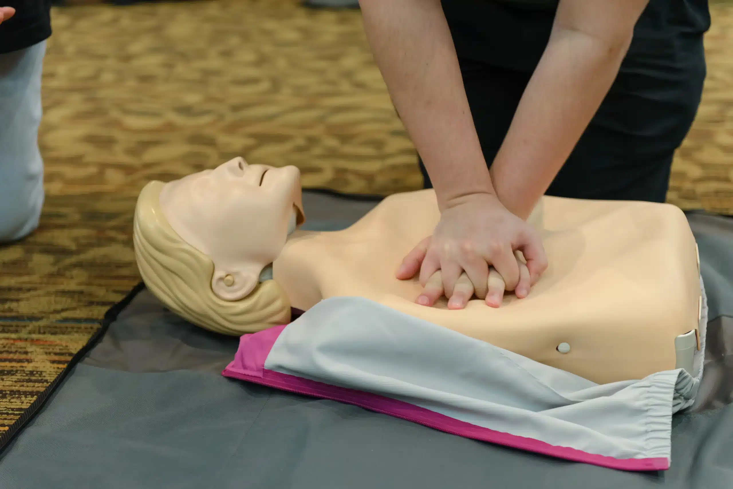 Find BLS Classes Near Me: A Practical Guide